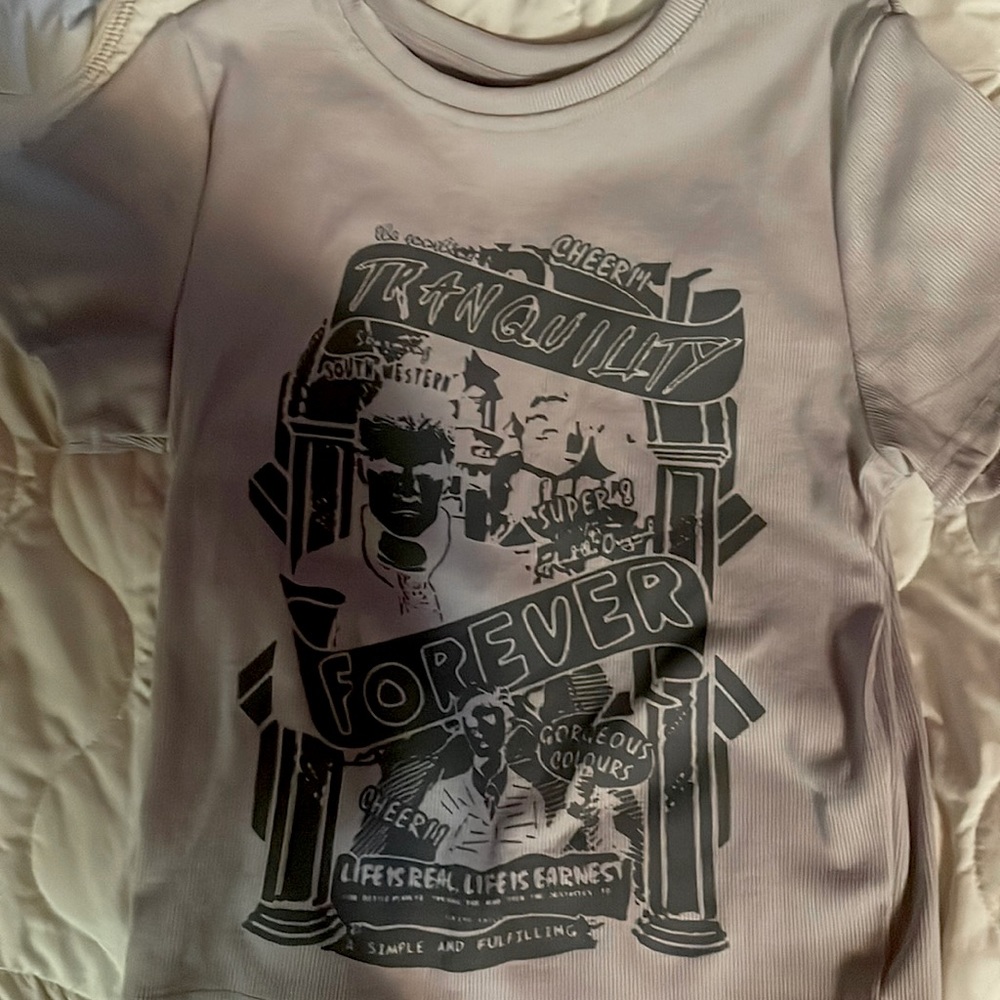 Grey graphic tee | Size M Brand:Dazy